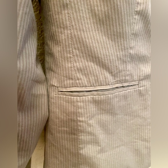 Chadwick’s Collection Women’s Green Pin Stripped Blazer - Picture 2 of 8